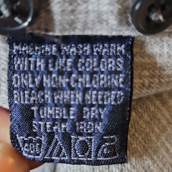 IZOD Men’s XLT Tall Button Down Shirt | 100% Cotton Gray Cream Plaid Long Sleeve - Picture 10 of 10